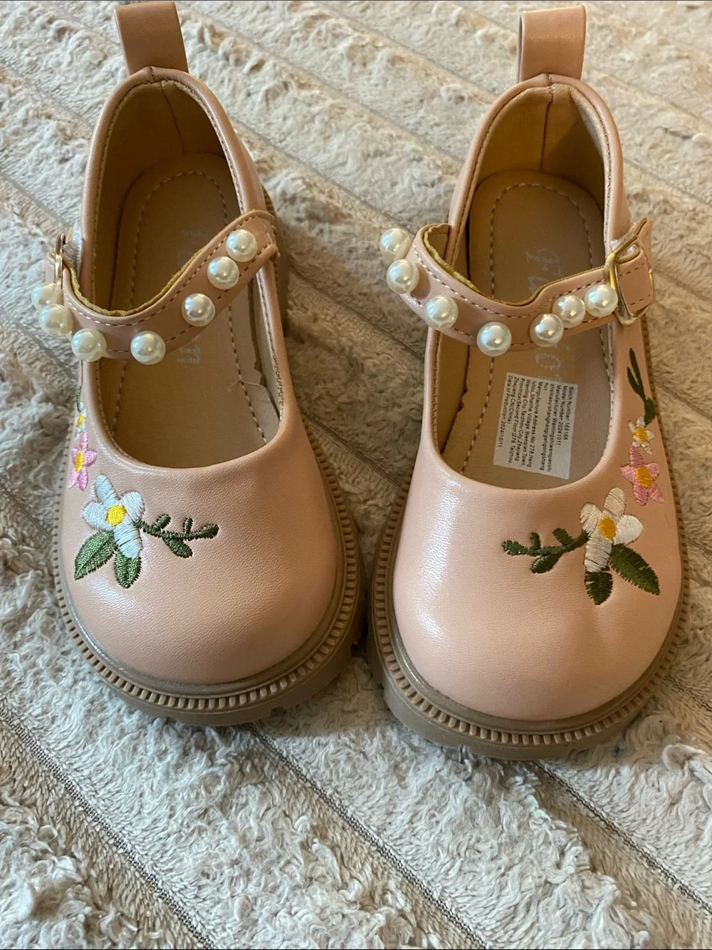 NWOT, Girls Pink Floral Pearl Mary Jane Dress Shoes